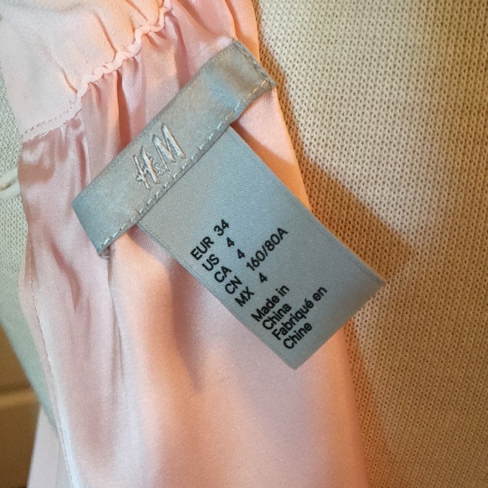 🌷Price Drop🌷H&M Dress Collection - Picture 7 of 7